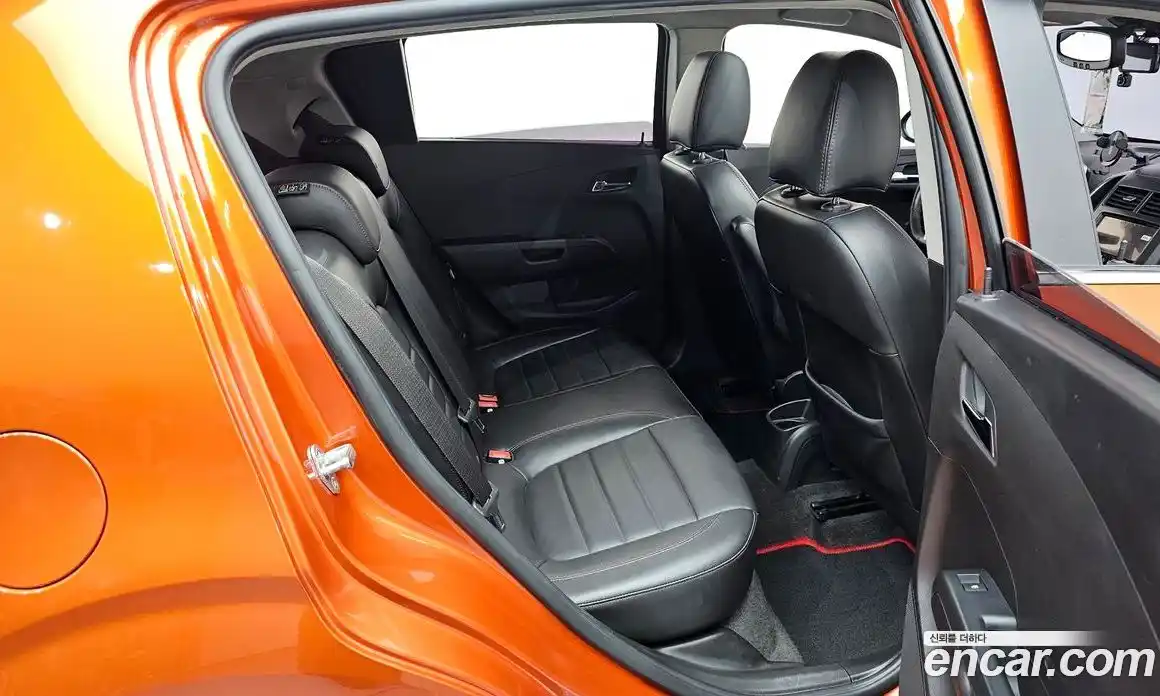 Chevrolet Aveo 2015 1.4 Автомат в Москве № 84614, фото 20