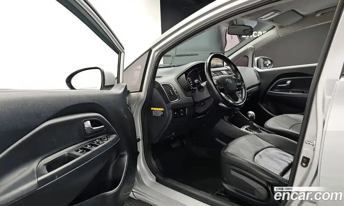 Kia Pride 2015 1.6 Автомат в Москве № 10147, фото 3