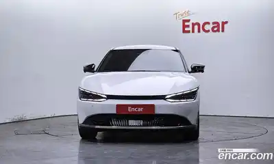 Kia EV6 2022 0.1 Автомат в Москве № 10158, миниатюра 5