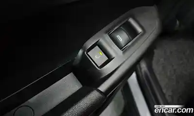 Chevrolet TrailBlazer 2021 1.3 Автомат в Москве № 103812, миниатюра 3