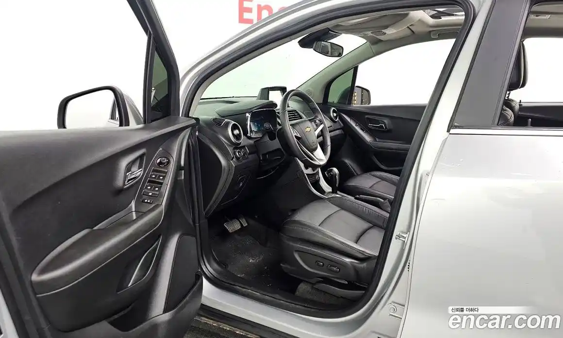 Chevrolet Trax 2015 1.4 Автомат в Москве № 105399, фото 19