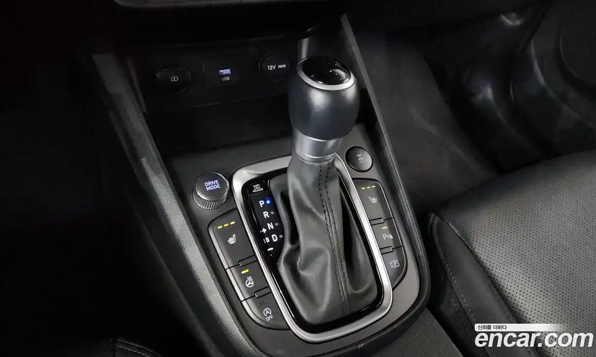 Hyundai Kona 2023 1.6 Автомат в Москве № 111073, фото 17