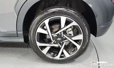 Hyundai Kona 2023 1.6 Автомат в Москве № 111073, миниатюра 2