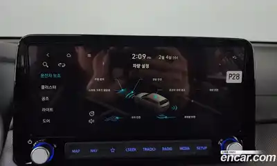 Hyundai Kona 2023 1.6 Автомат в Москве № 111073, миниатюра 3