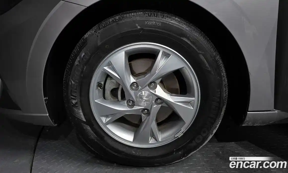 Hyundai Avante 2022 1.6 Автомат в Москве № 112613, фото 12