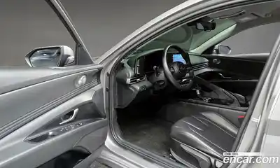 Hyundai Avante 2022 1.6 Автомат в Москве № 112613, миниатюра 4