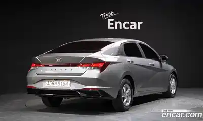 Hyundai Avante 2022 1.6 Автомат в Москве № 112613, миниатюра 9