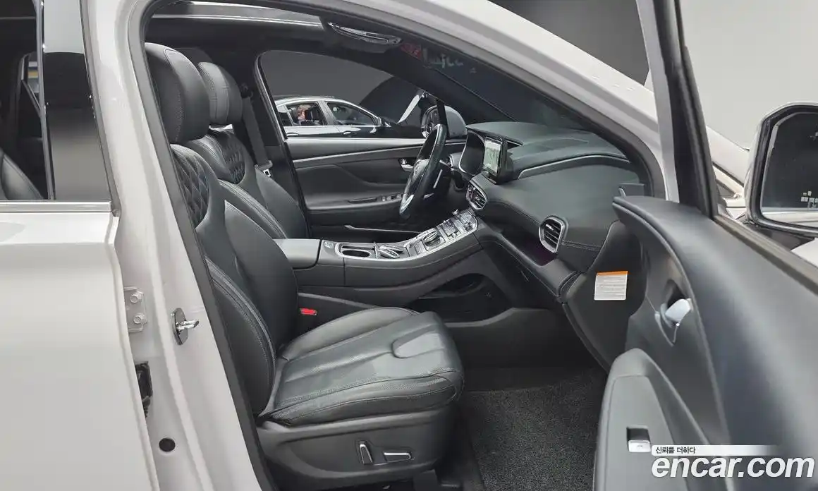 Hyundai Santa Fe 2022 1.6 Автомат в Москве № 113308, фото 13