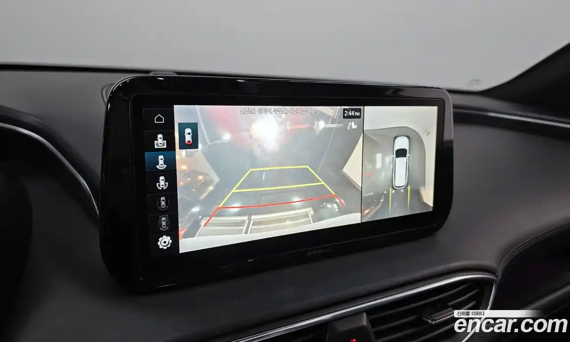 Hyundai Santa Fe 2022 1.6 Автомат в Москве № 113308, фото 20