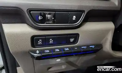 Kia Canival 2025 3.5 Автомат в Москве № 113409, миниатюра 4