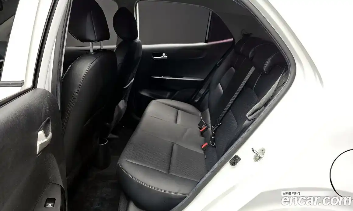 Kia Morning 2018 1.0 Автомат в Москве № 113434, фото 16