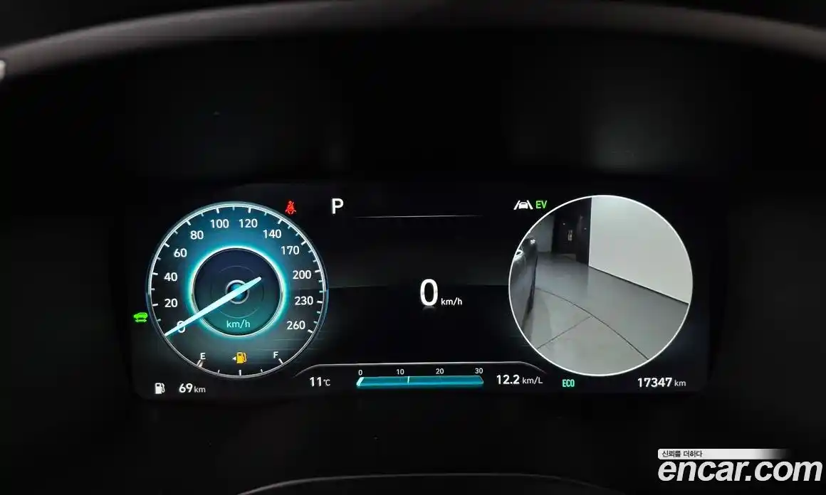 Hyundai Santa Fe 2023 1.6 Автомат в Москве № 115950, фото 11