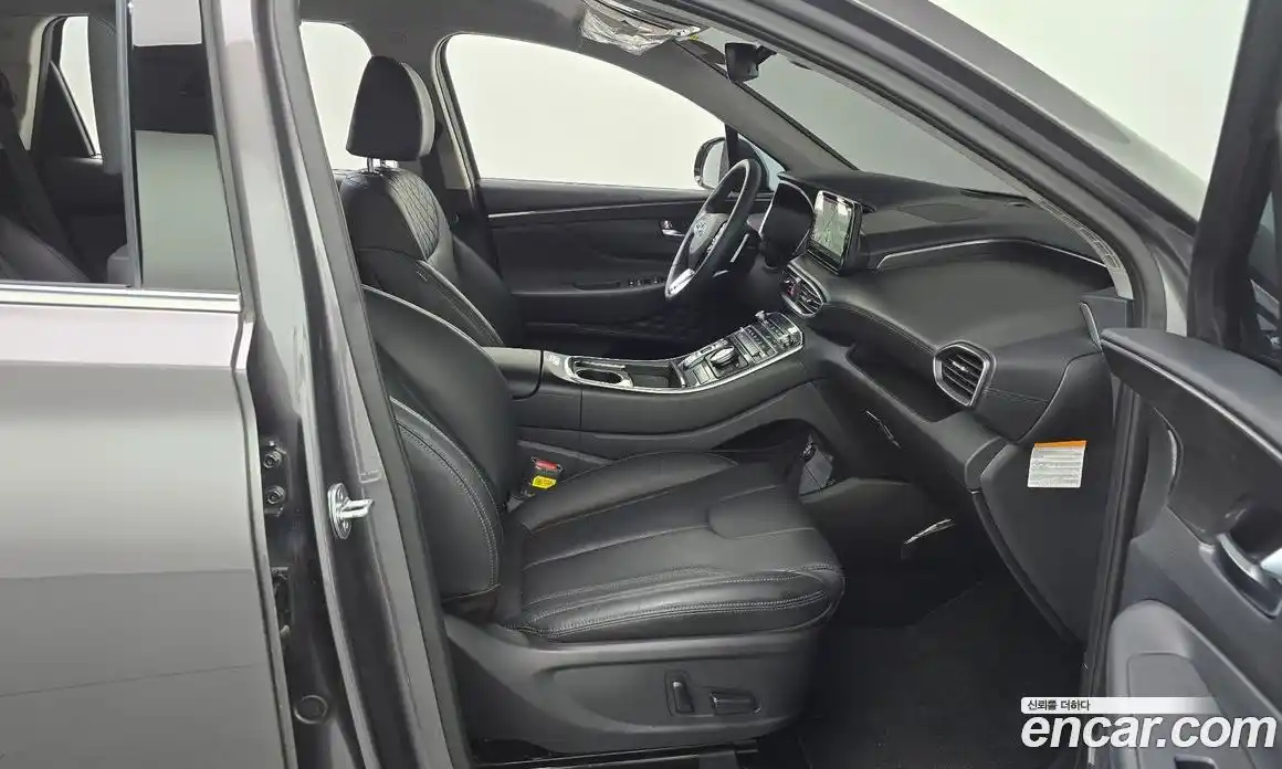 Hyundai Santa Fe 2023 1.6 Автомат в Москве № 115950, фото 19