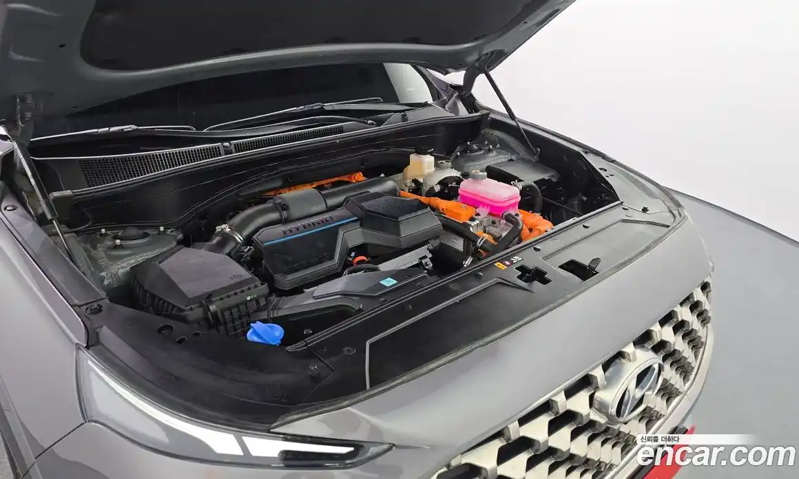 Hyundai Santa Fe 2023 1.6 Автомат в Москве № 115950, фото 20