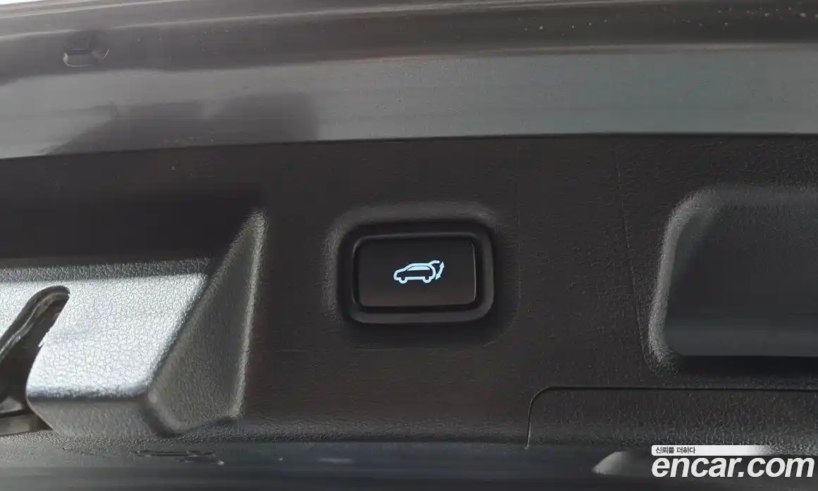 Hyundai Santa Fe 2023 1.6 Автомат в Москве № 115950, фото 6