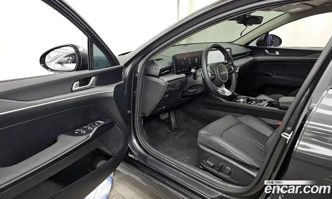 Kia K5 2024 2.0 Автомат в Москве № 116179, фото 8