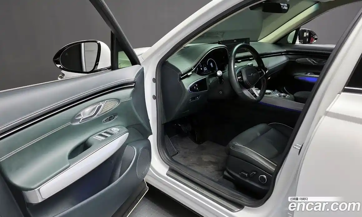 Genesis GV70 2024 0.1 Автомат в Москве № 116216, фото 13