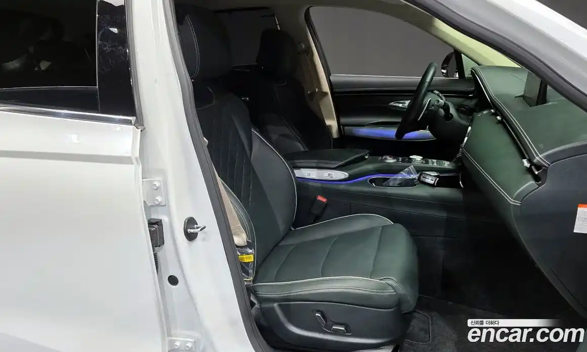 Genesis GV70 2024 0.1 Автомат в Москве № 116216, фото 20