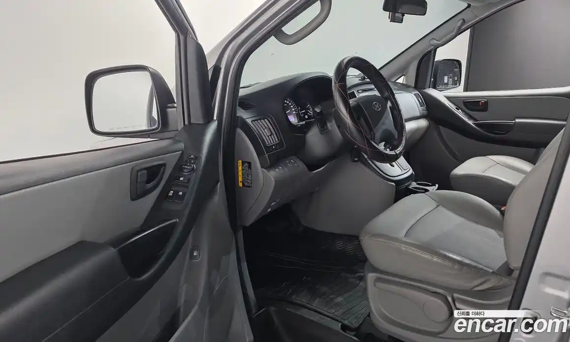 Hyundai Starex 2021 2.5 Автомат в Москве № 118506, фото 14