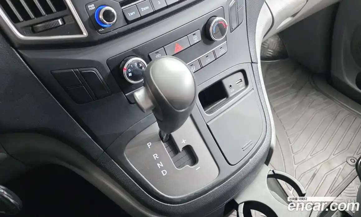 Hyundai Starex 2021 2.5 Автомат в Москве № 118506, фото 15