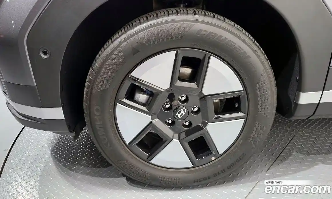 Hyundai Santa Fe 2025 1.6 Автомат в Москве № 119879, фото 13