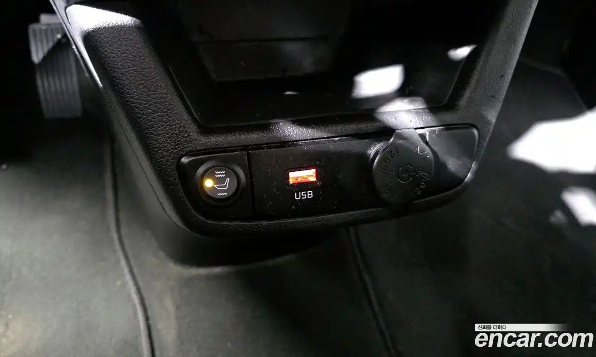 Kia Ray 2021 1.0 Автомат в Москве № 121644, фото 17