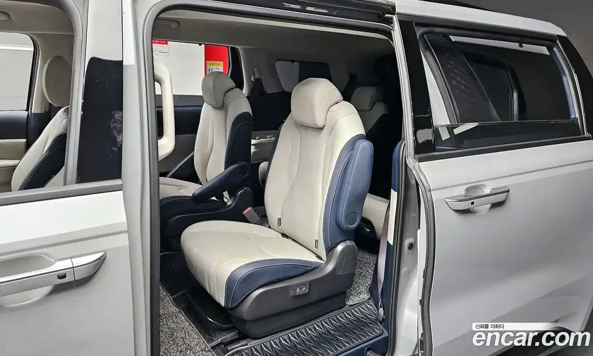 Kia Canival 2025 1.6 Автомат в Москве № 121762, фото 15