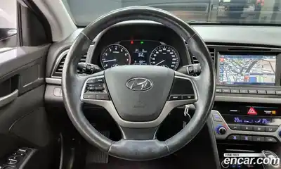 Hyundai Avante 2018 1.6 Автомат в Москве № 127001, миниатюра 11
