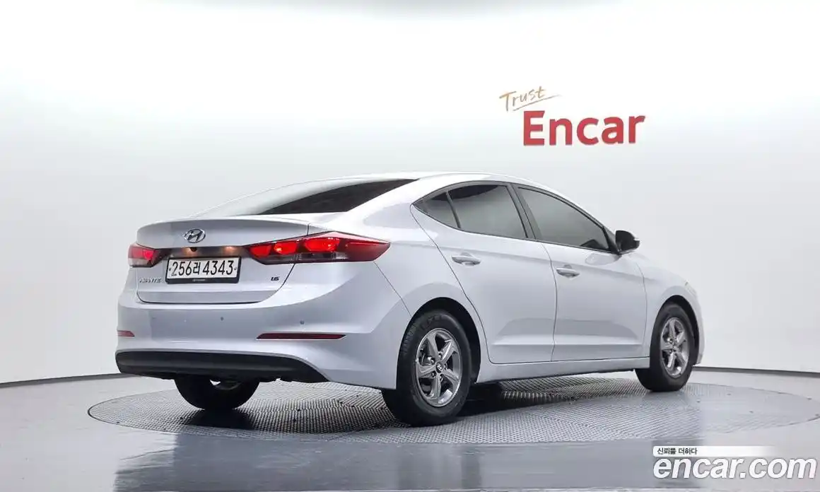 Hyundai Avante 2018 1.6 Автомат в Москве № 127001, фото 15