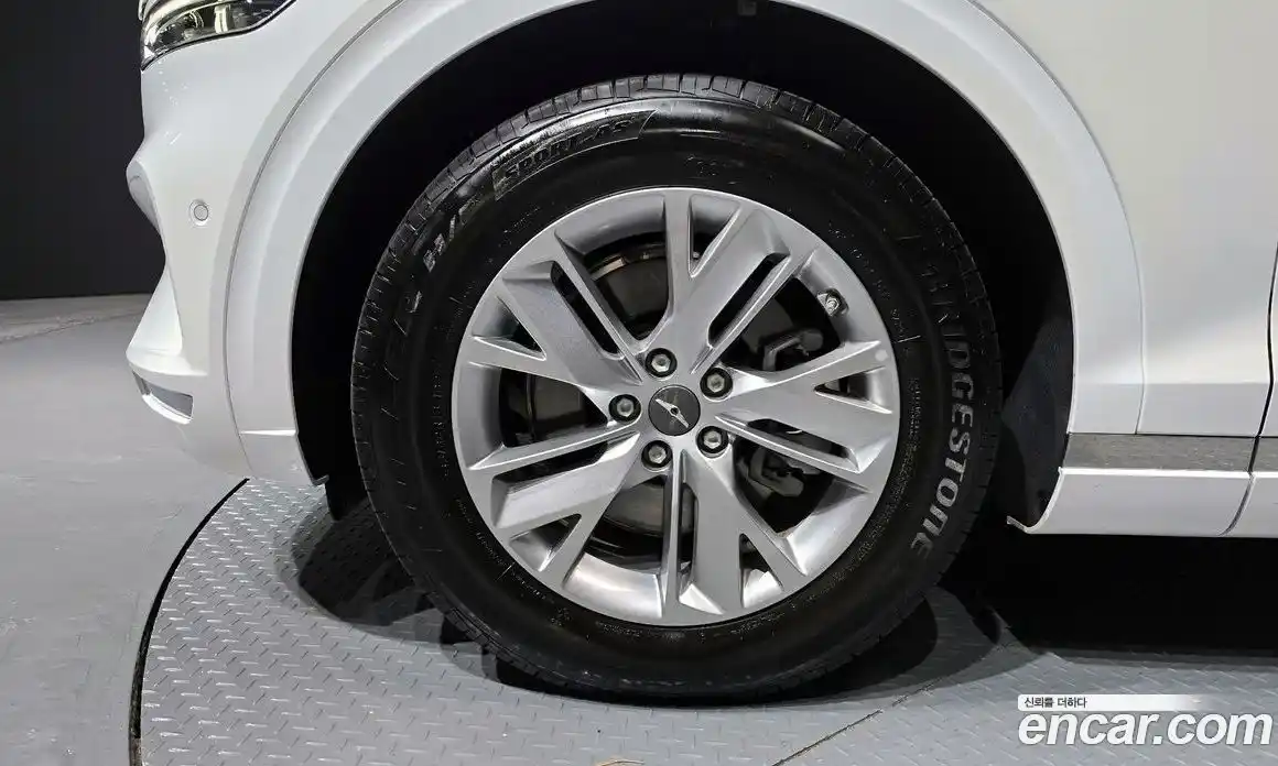 Genesis GV70 2024 2.5 Автомат в Москве № 128215, фото 8