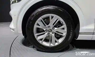 Genesis GV70 2024 2.5 Автомат в Москве № 128215, миниатюра 8