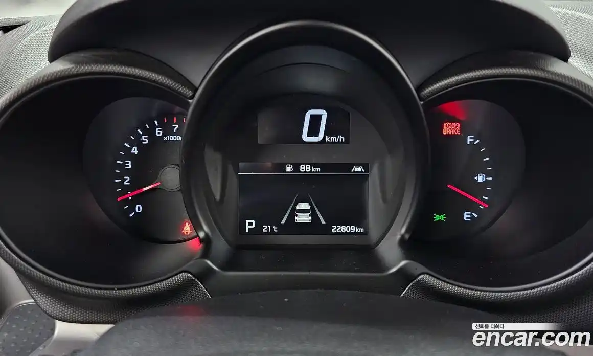 Kia Ray 2022 1.0 Автомат в Москве № 131544, фото 6