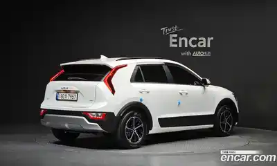 Kia Niro 2022 1.6 Автомат в Москве № 131548, миниатюра 12