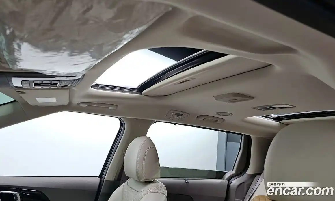 Kia Canival 2024 2.2 Автомат в Москве № 133122, фото 4