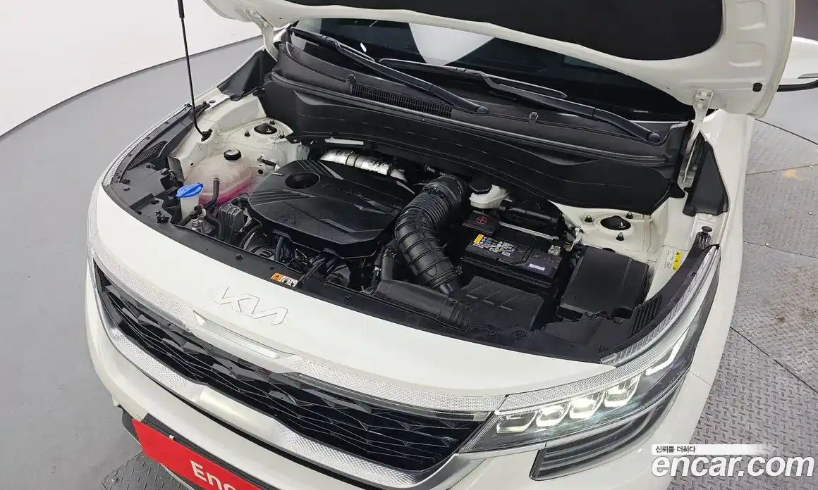 Kia Seltos 2023 1.6 Автомат в Москве № 133807, фото 17