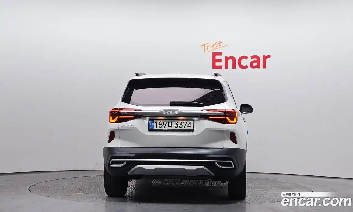 Kia Seltos 2023 1.6 Автомат в Москве № 133807, фото 19