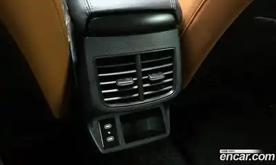 Kia Seltos 2023 1.6 Автомат в Москве № 133906, миниатюра 2