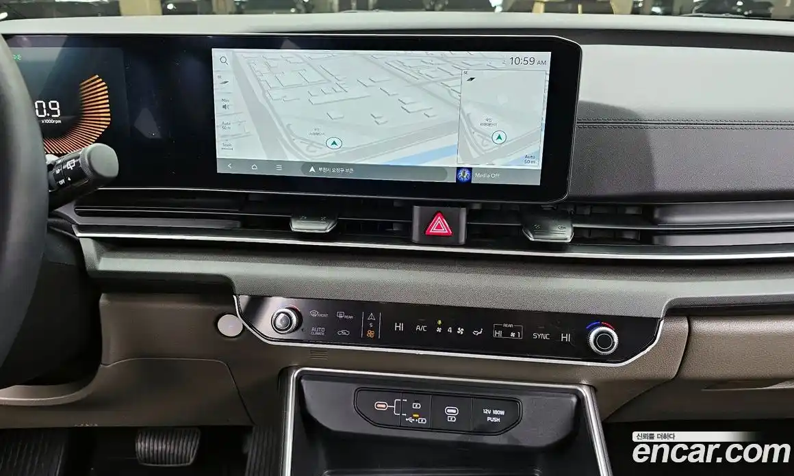 Kia Canival 2024 2.2 Автомат в Москве № 134284, фото 16