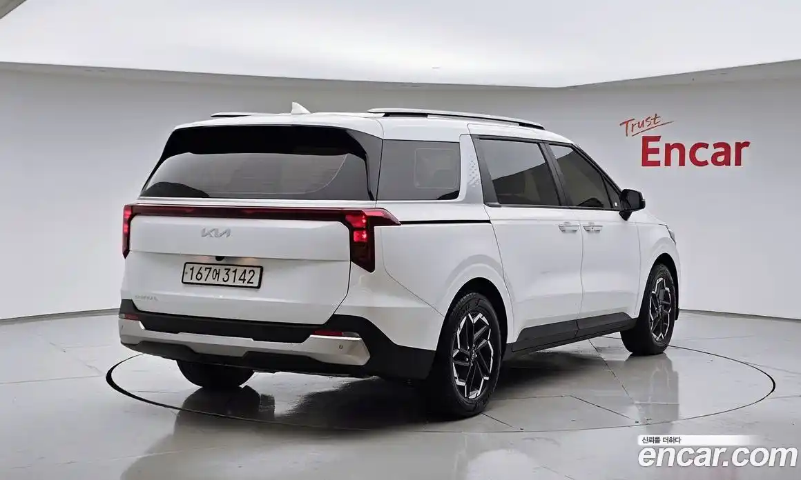 Kia Canival 2024 2.2 Автомат в Москве № 134284, фото 6