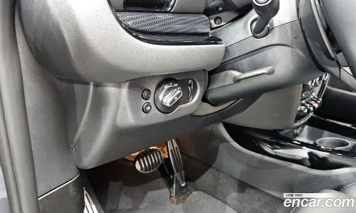 Mini Clubman 2020 2.0 Автомат в Москве № 135600, фото 17