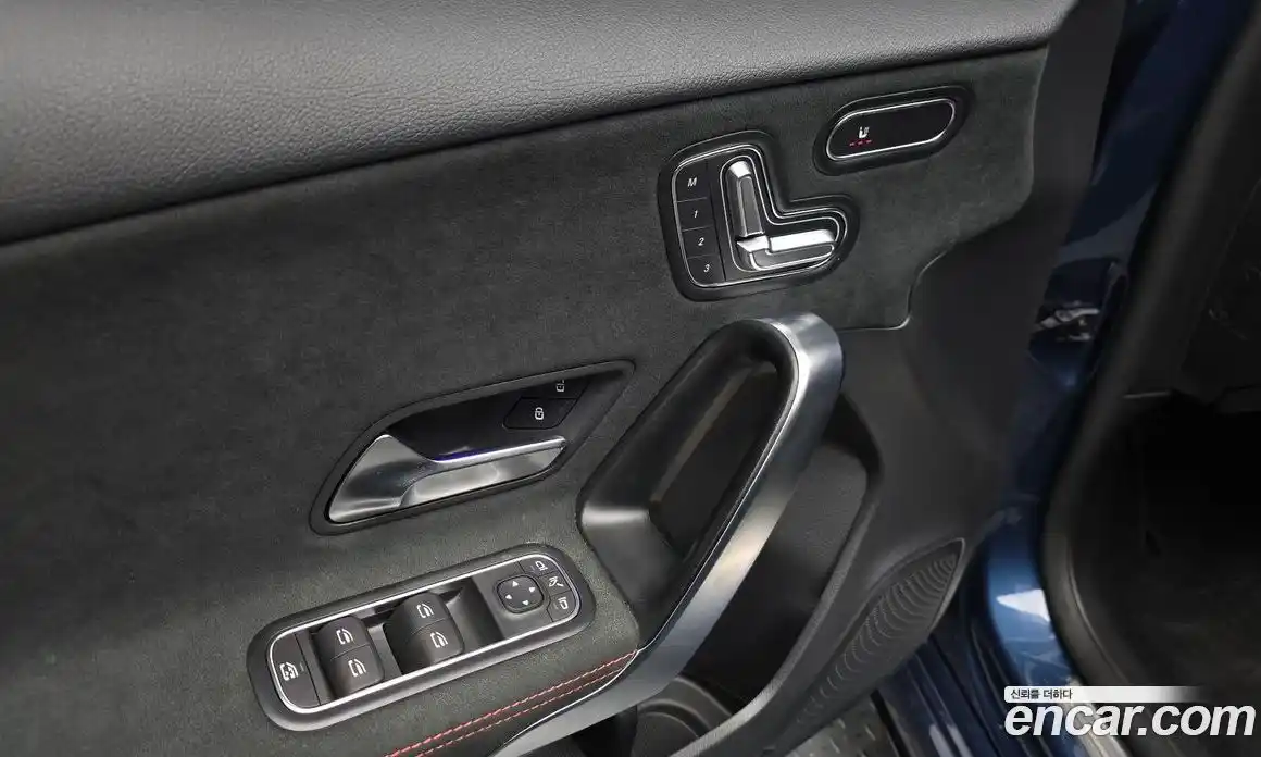 Mercedes-Benz A-Class 2022 2.0 Автомат в Москве № 137892, фото 19