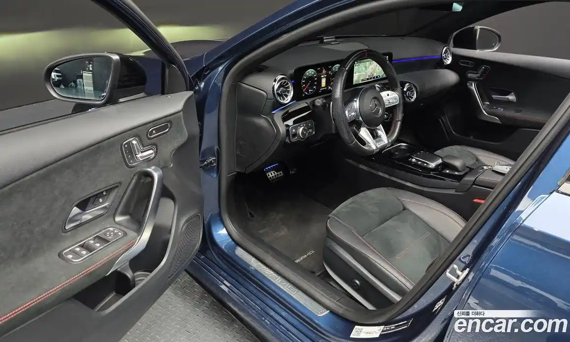 Mercedes-Benz A-Class 2022 2.0 Автомат в Москве № 137892, фото 8