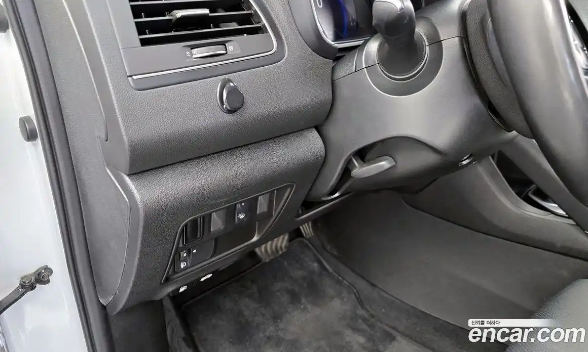 Renault QM6 2020 2.0 Автомат в Москве № 138817, фото 13