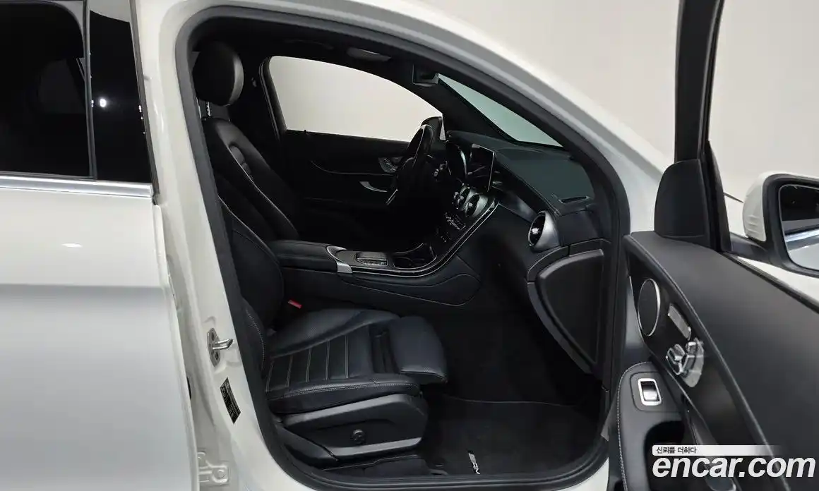 Mercedes-Benz GLC-Class 2022 2.0 Автомат в Москве № 141886, фото 11