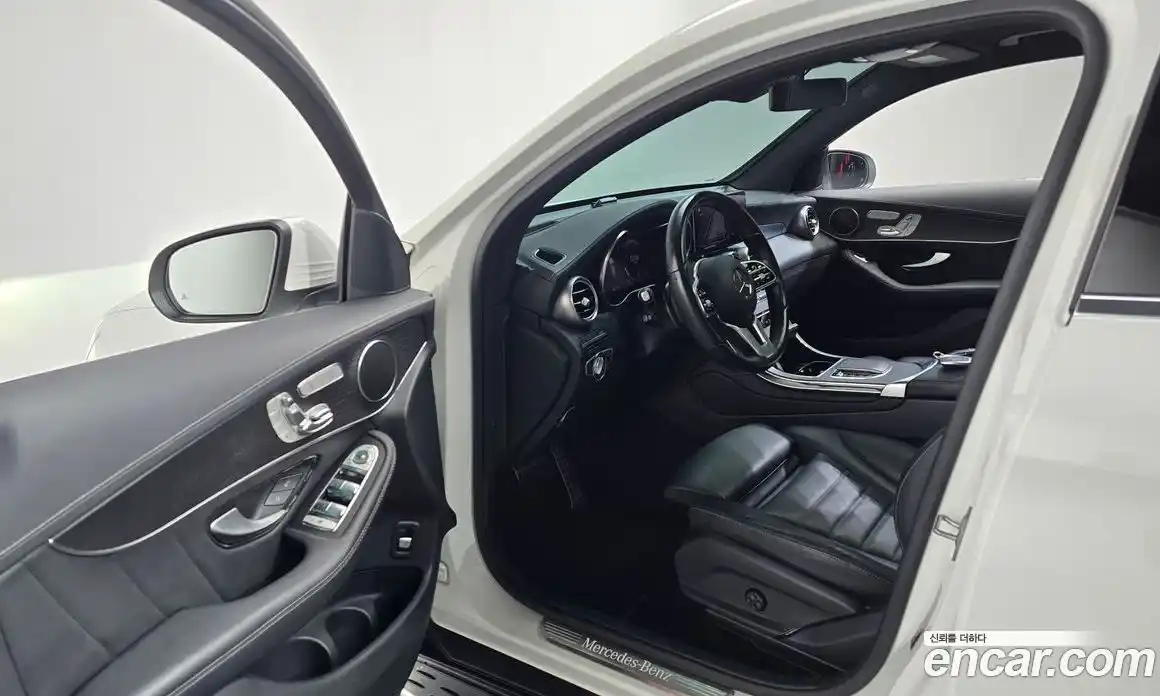 Mercedes-Benz GLC-Class 2022 2.0 Автомат в Москве № 141886, фото 12