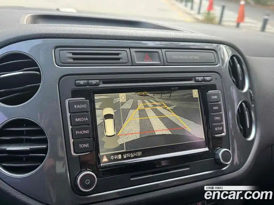 Volkswagen Tiguan 2015 2.0 Автомат в Москве № 146840, фото 16