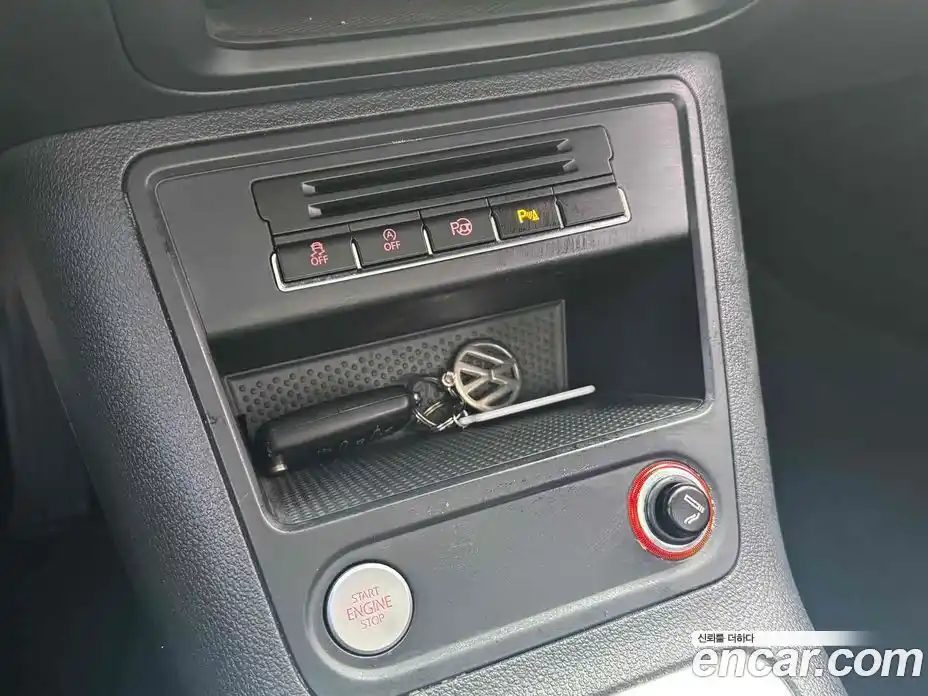 Volkswagen Tiguan 2015 2.0 Автомат в Москве № 146840, фото 19