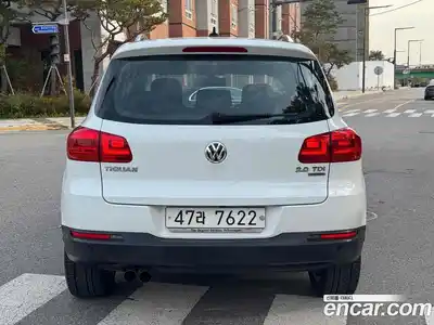 Volkswagen Tiguan 2015 2.0 Автомат в Москве № 146840, миниатюра 4