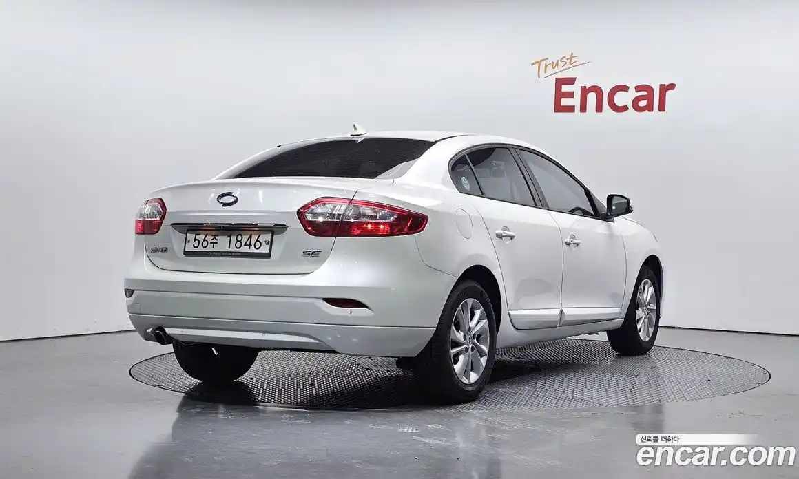 Renault SM3 2015 1.6 Автомат в Москве № 149231, фото 14