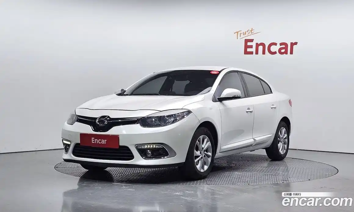 Renault SM3 2015 1.6 Автомат в Москве № 149231, фото 16